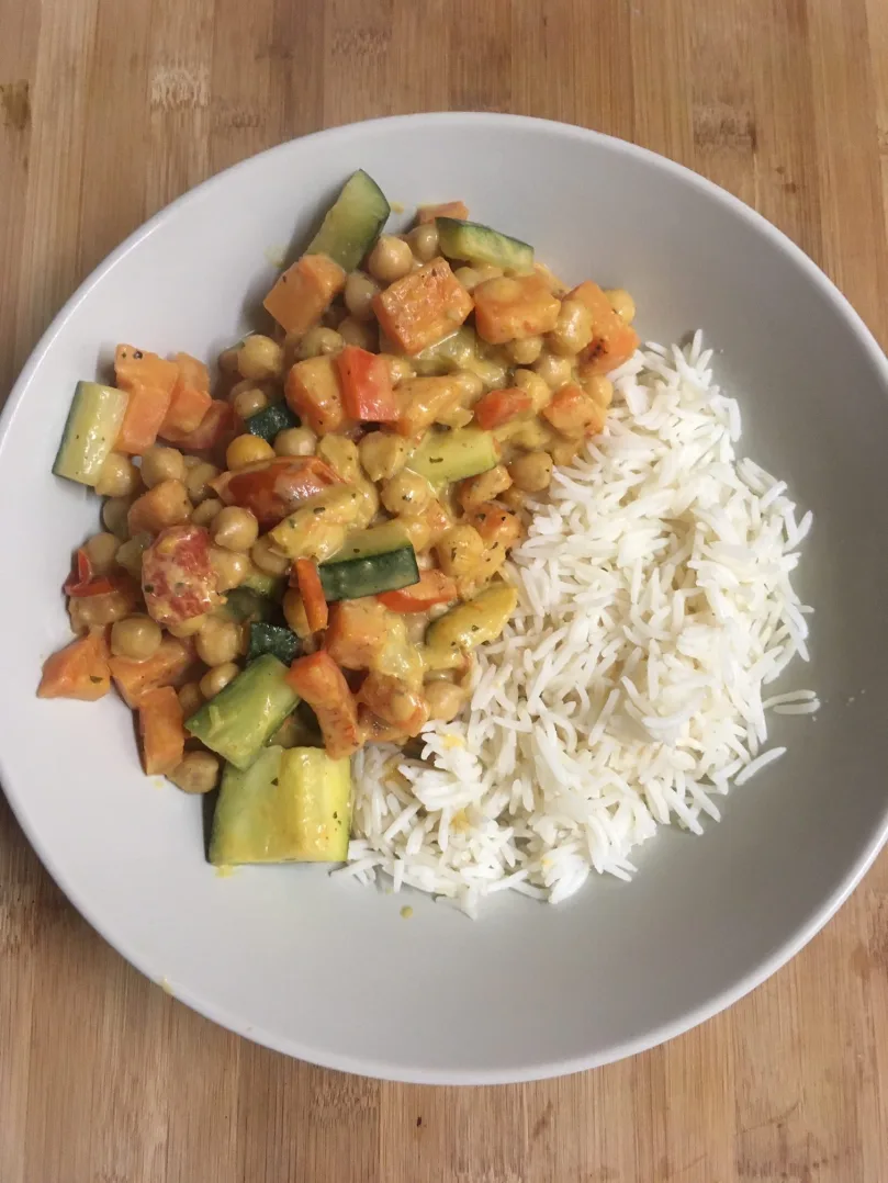 Easter Eats – Chickpea Coconut Curry